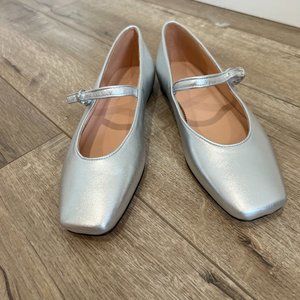 J.Crew Metallic Mary Jane flats (size 7)